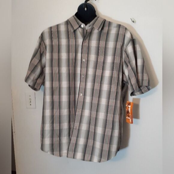 Urban Pipeline green/gray plaid button up shirt - Picture 1 of 4